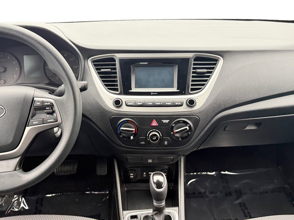 Used 2020 Hyundai Accent SE image 11