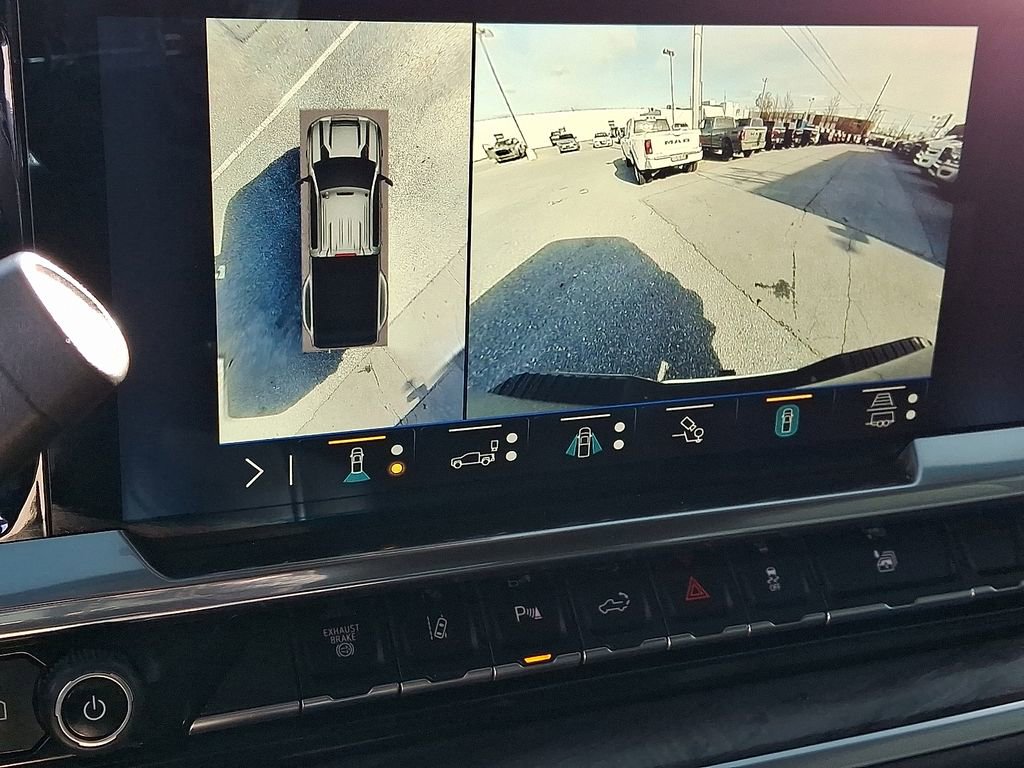 Used 2025 Chevrolet Silverado 3500 LTZ w/ LTZ Convenience Package image 22