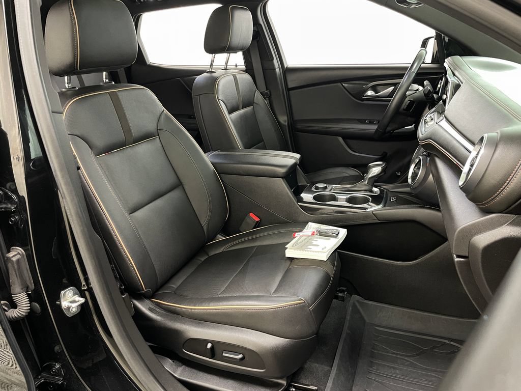 Used 2019 Chevrolet Blazer Premier w/ Sun and Wheels Package FWD image 42