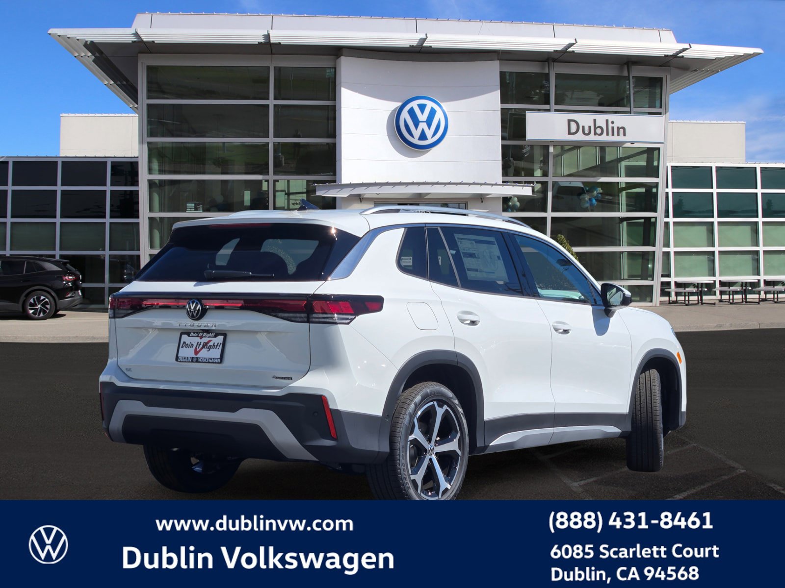 New 2026 Volkswagen Tiguan SE AWD/4WD image 4