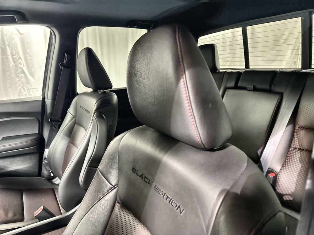 Used 2023 Honda Ridgeline Black Edition image 18