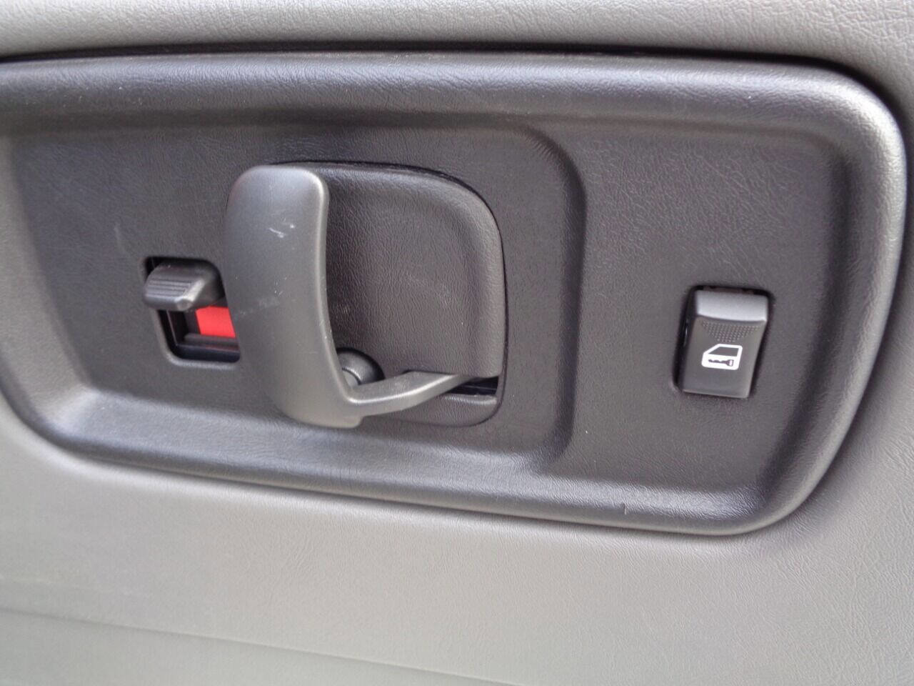 Used 2014 Chevrolet Express 1500 LT w/ LT Preferred Equipment Group image 38