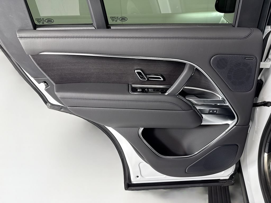 New 2026 Land Rover Range Rover SE AWD/4WD image 26
