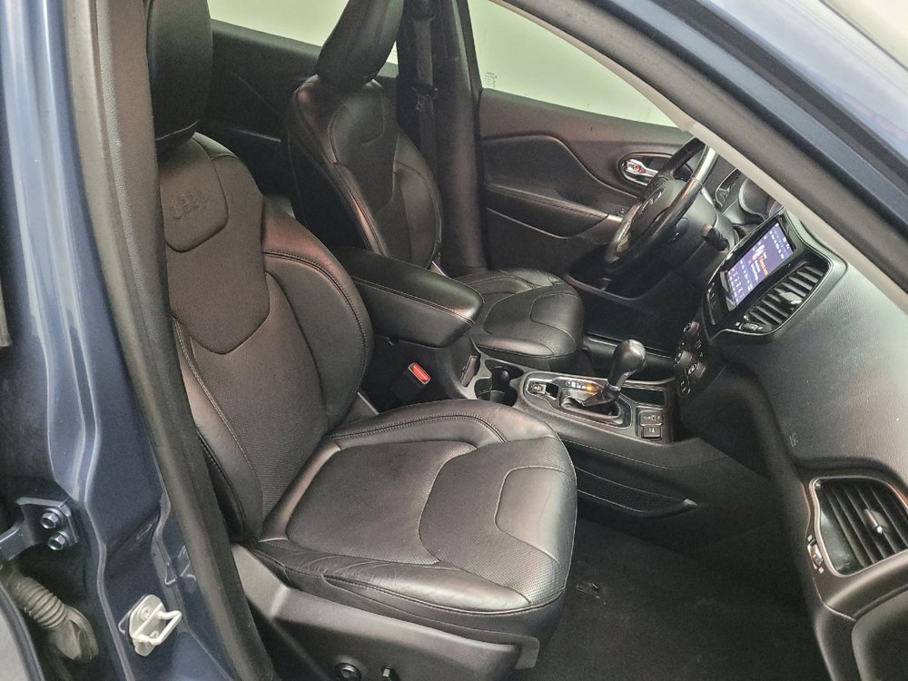 Used 2019 Jeep Cherokee Limited image 21