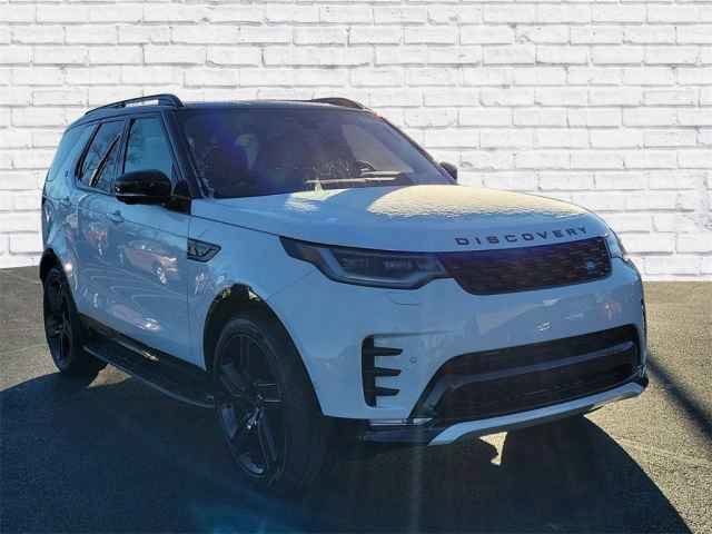 New 2025 Land Rover Discovery Dynamic SE AWD/4WD image 9