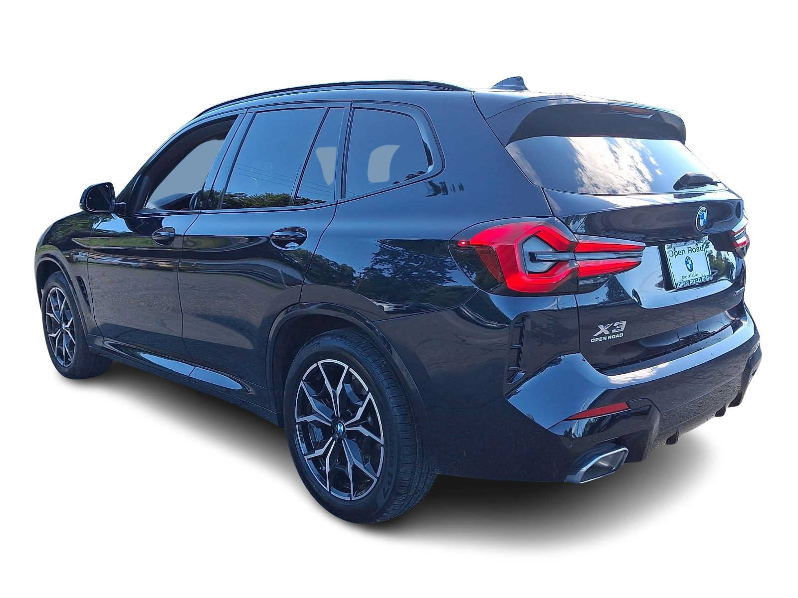 Used 2024 BMW X3 xDrive30i w/ M Sport Package AWD/4WD image 4
