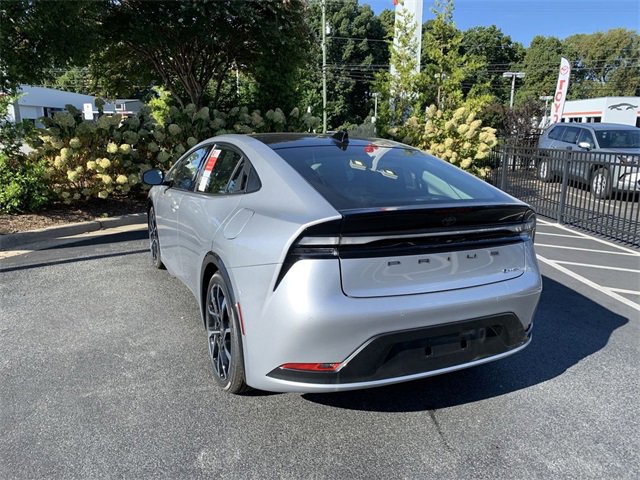 New 2025 Toyota Prius Plug-In Hybrid image 5