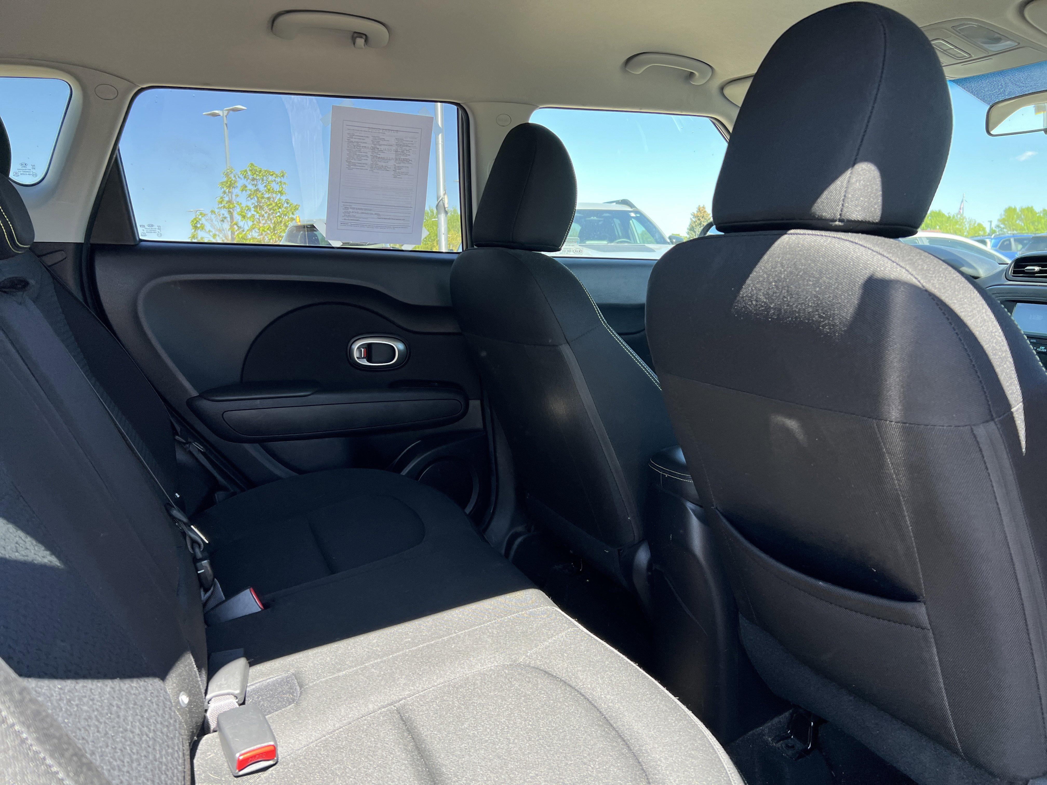 Used 2016 Kia Soul + FWD image 19