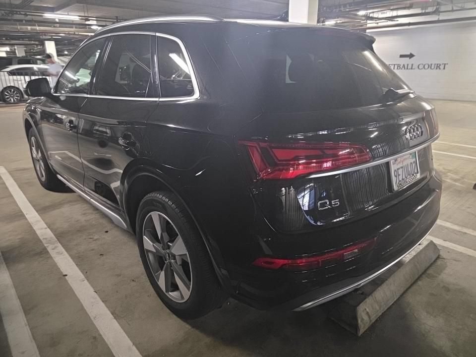 Used 2023 Audi Q5 2.0T Premium Plus w/ Premium Plus Package AWD/4WD image 2