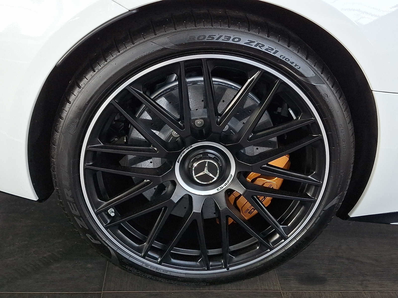 Used 2025 Mercedes-Benz SL 63 AMG S e Performance 4MATIC image 6