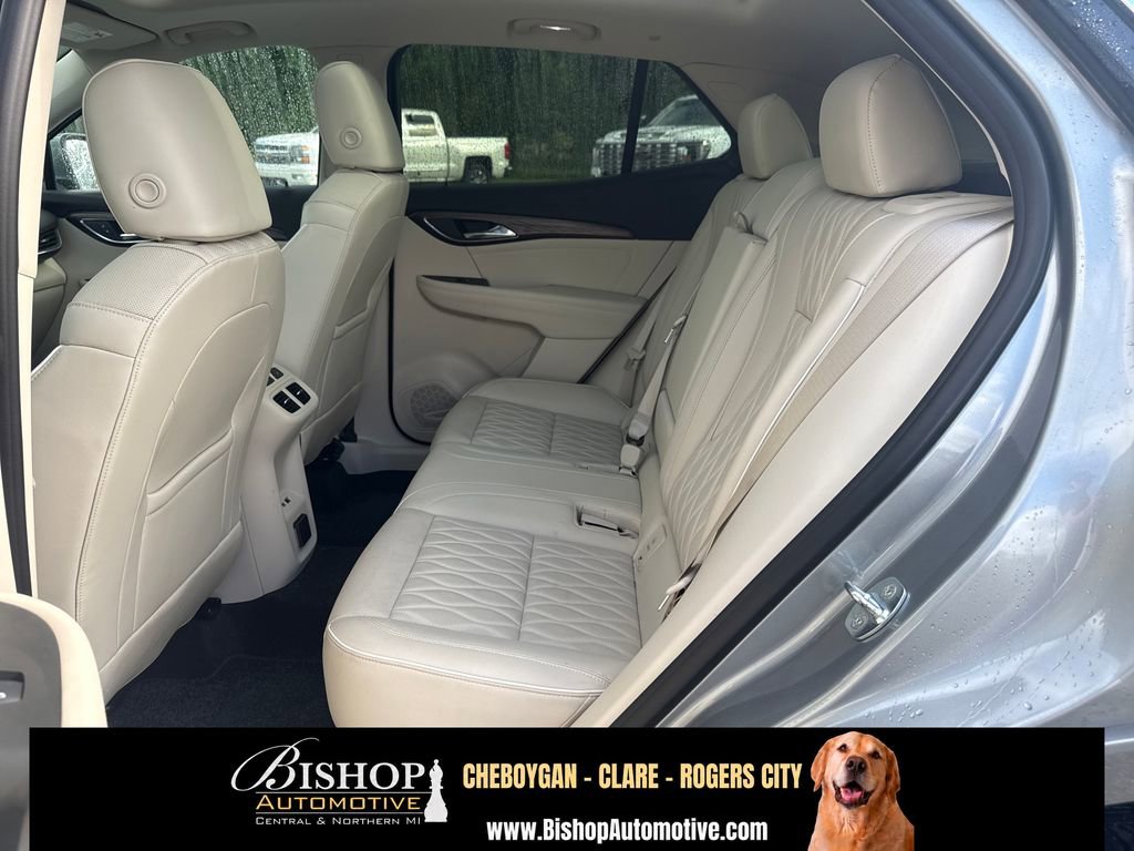 Used 2023 Buick Envision Avenir AWD/4WD image 18