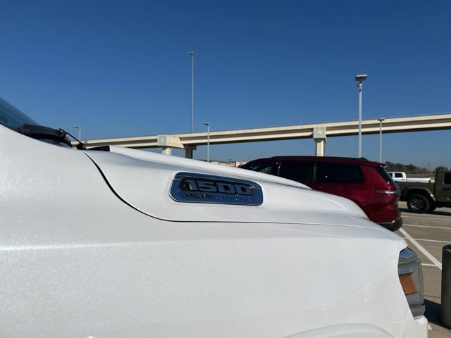 Used 2023 RAM 1500 Limited w/ Body Color Bumper Group AWD/4WD image 12