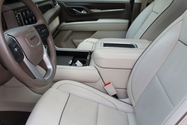 Used 2021 GMC Yukon Denali w/ Denali Ultimate Package image 21