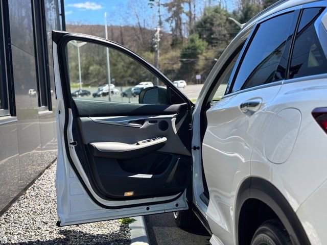Used 2023 INFINITI QX50 Luxe image 18