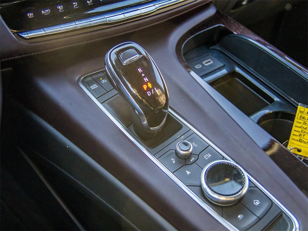 Used 2023 Cadillac Escalade Sport Platinum w/ LPO, ONYX Package image 38