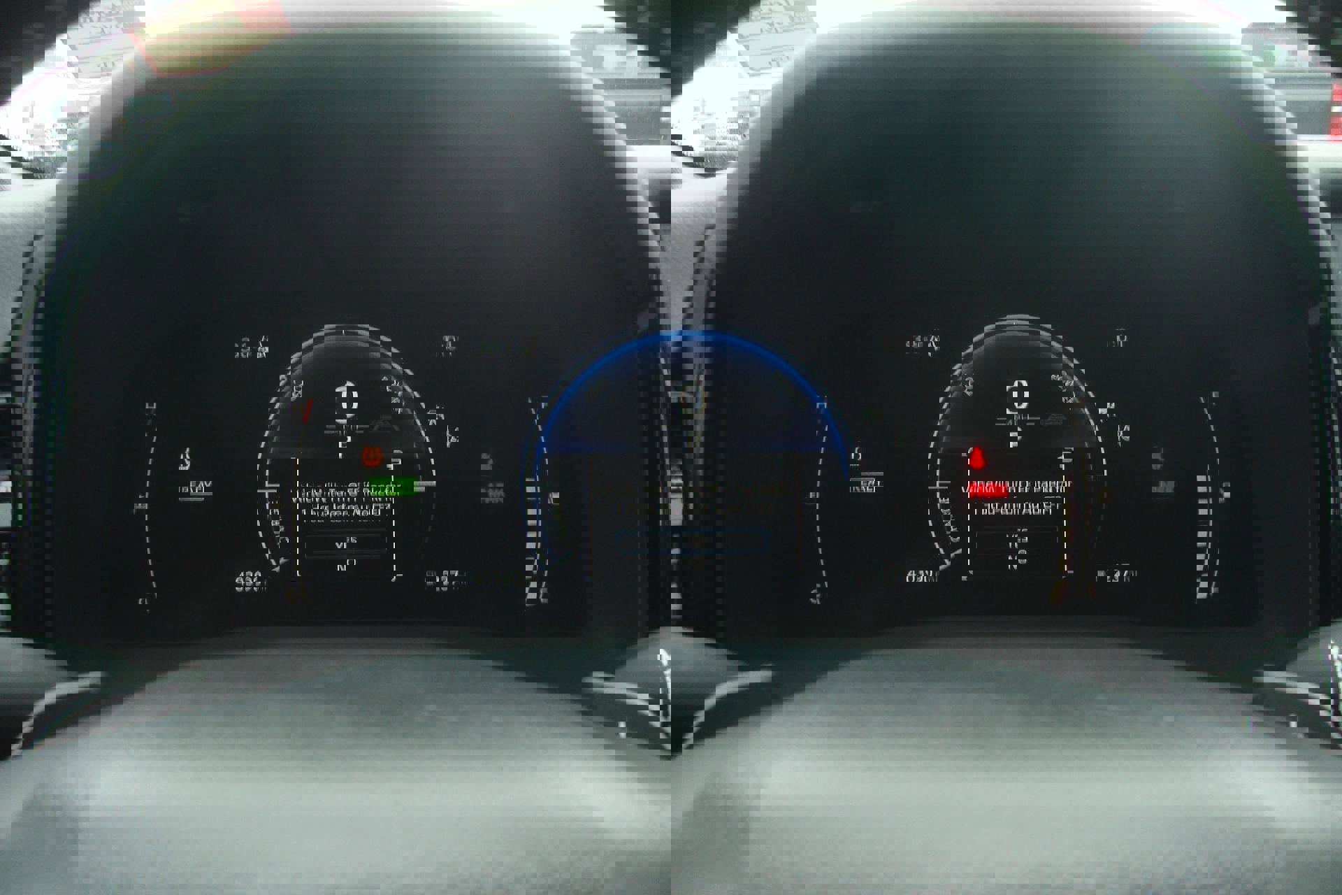 Used 2025 Toyota Camry SE image 15