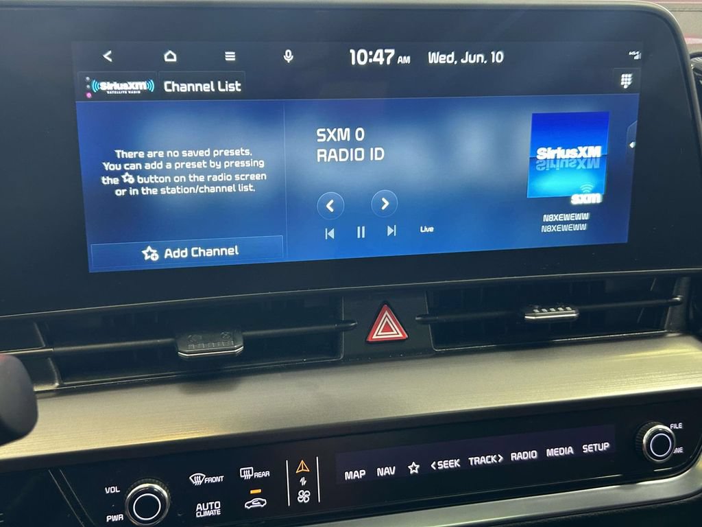 Used 2025 Kia Sportage EX w/ Premium Package FWD image 25