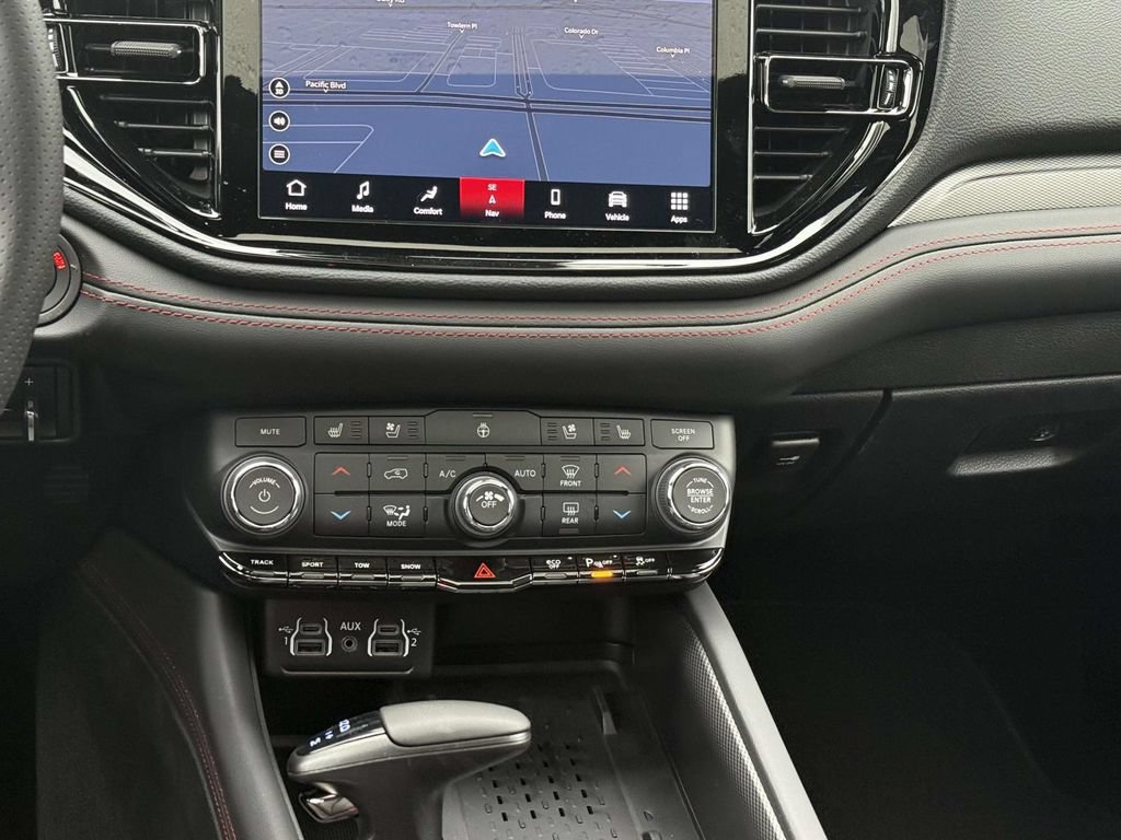 New 2026 Dodge Durango GT w/ Tow 'N Go Package AWD/4WD image 22