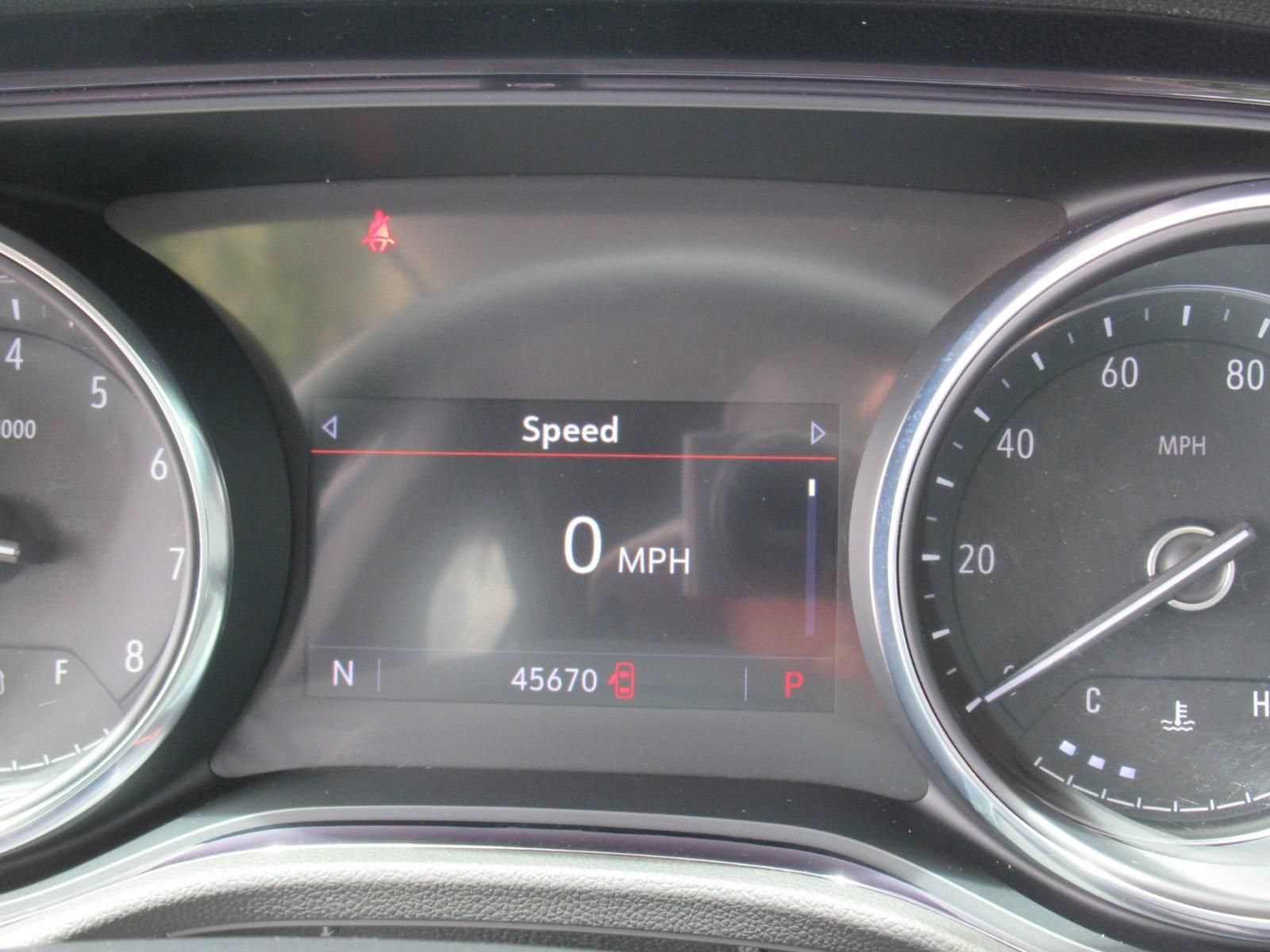 Used 2023 Buick Encore GX Preferred FWD image 23