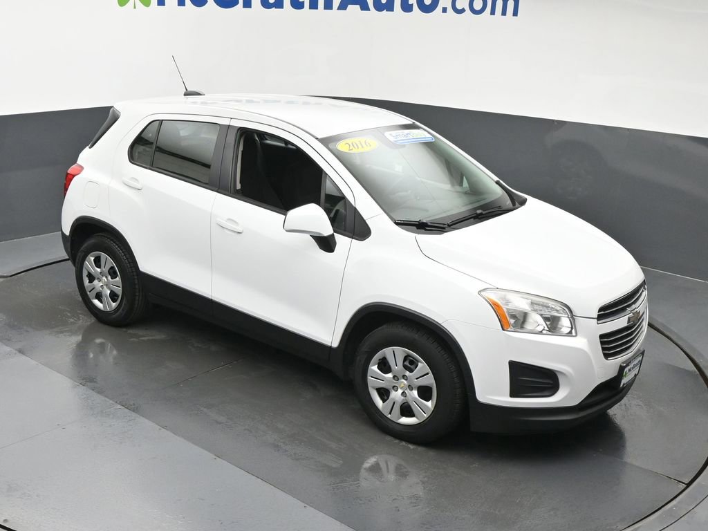 Used 2016 Chevrolet Trax LS FWD image 3