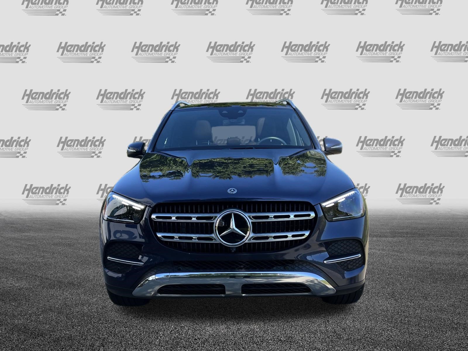 Used 2026 Mercedes-Benz GLE 450e 4MATIC image 3