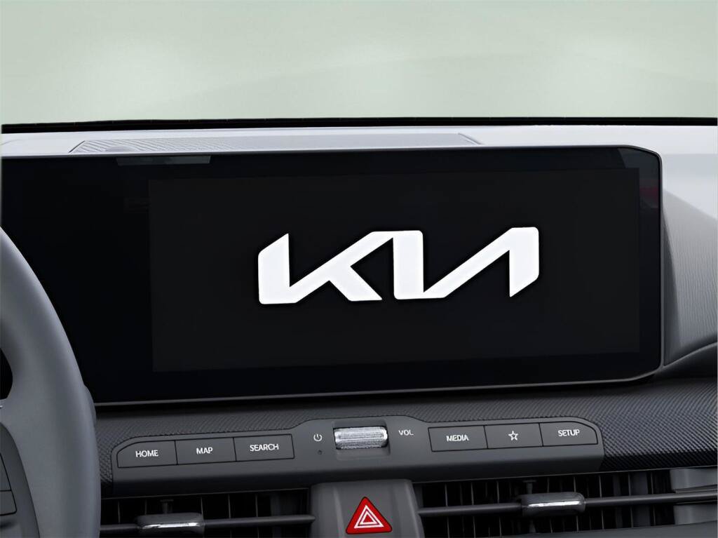 New 2026 Kia K4 FWD image 15
