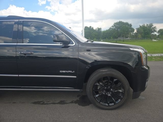Used 2019 GMC Yukon Denali w/ Denali Ultimate Package AWD/4WD image 5
