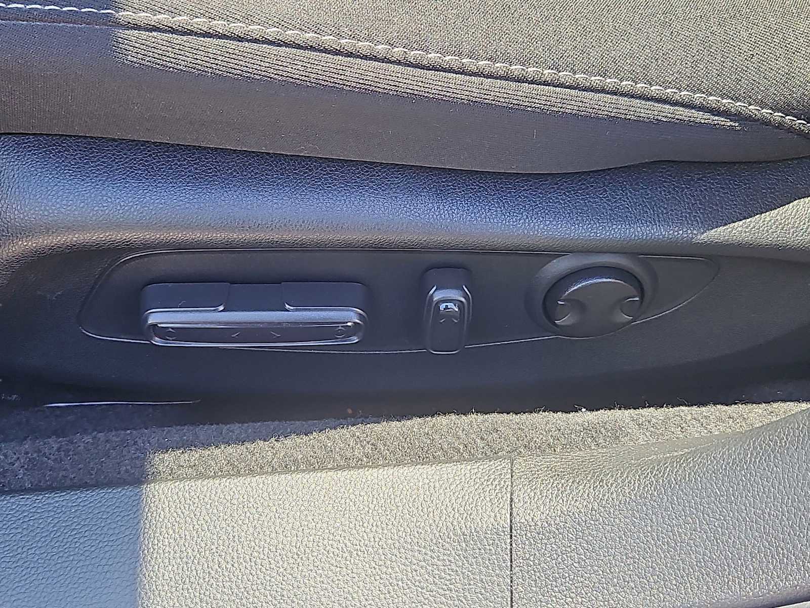 Used 2023 Honda Accord EX image 16