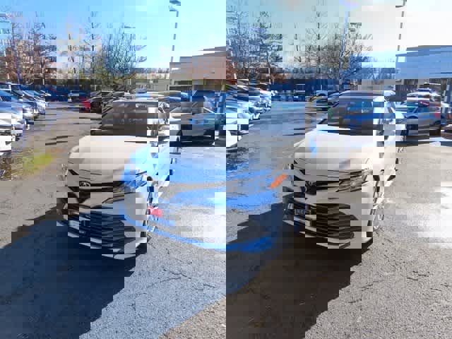 Used 2018 Toyota Camry XLE