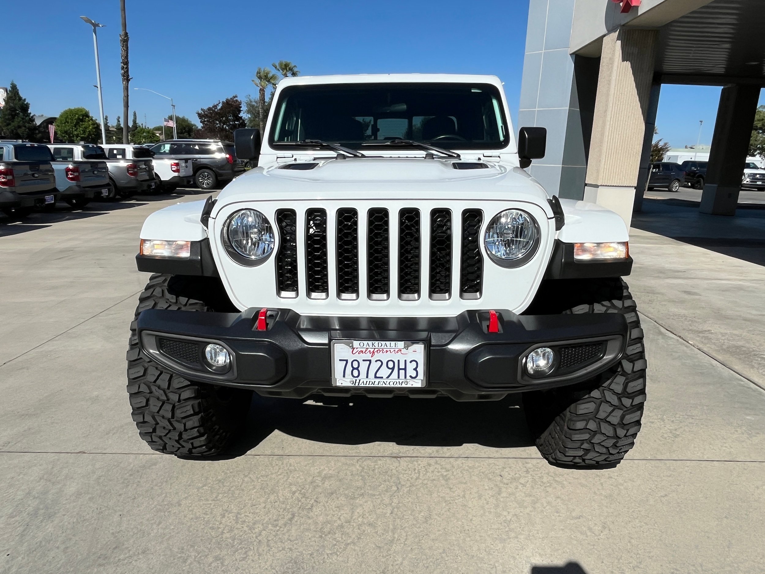 Used 2021 Jeep Gladiator Rubicon w/ Cold Weather Group AWD/4WD image 3