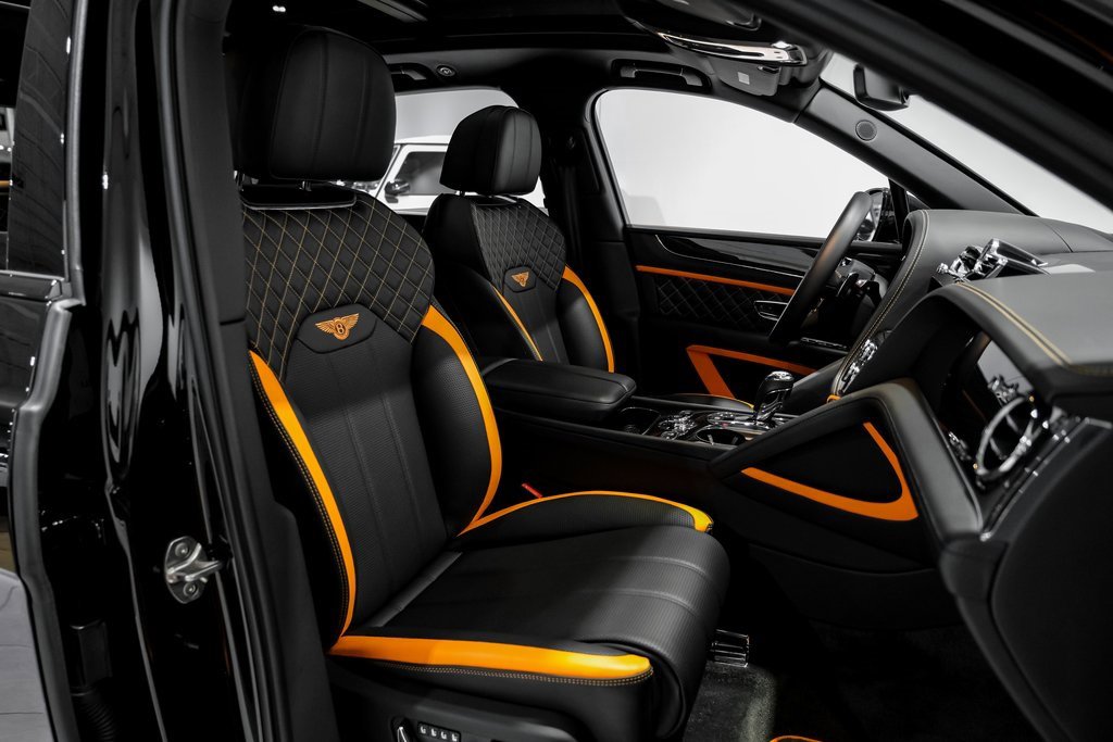 Used 2023 Bentley Bentayga Speed image 38