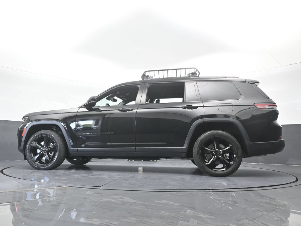 Used 2022 Jeep Grand Cherokee L Laredo RWD image 60