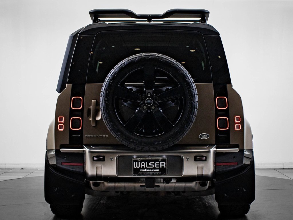 Used 2021 Land Rover Defender 110 X image 10