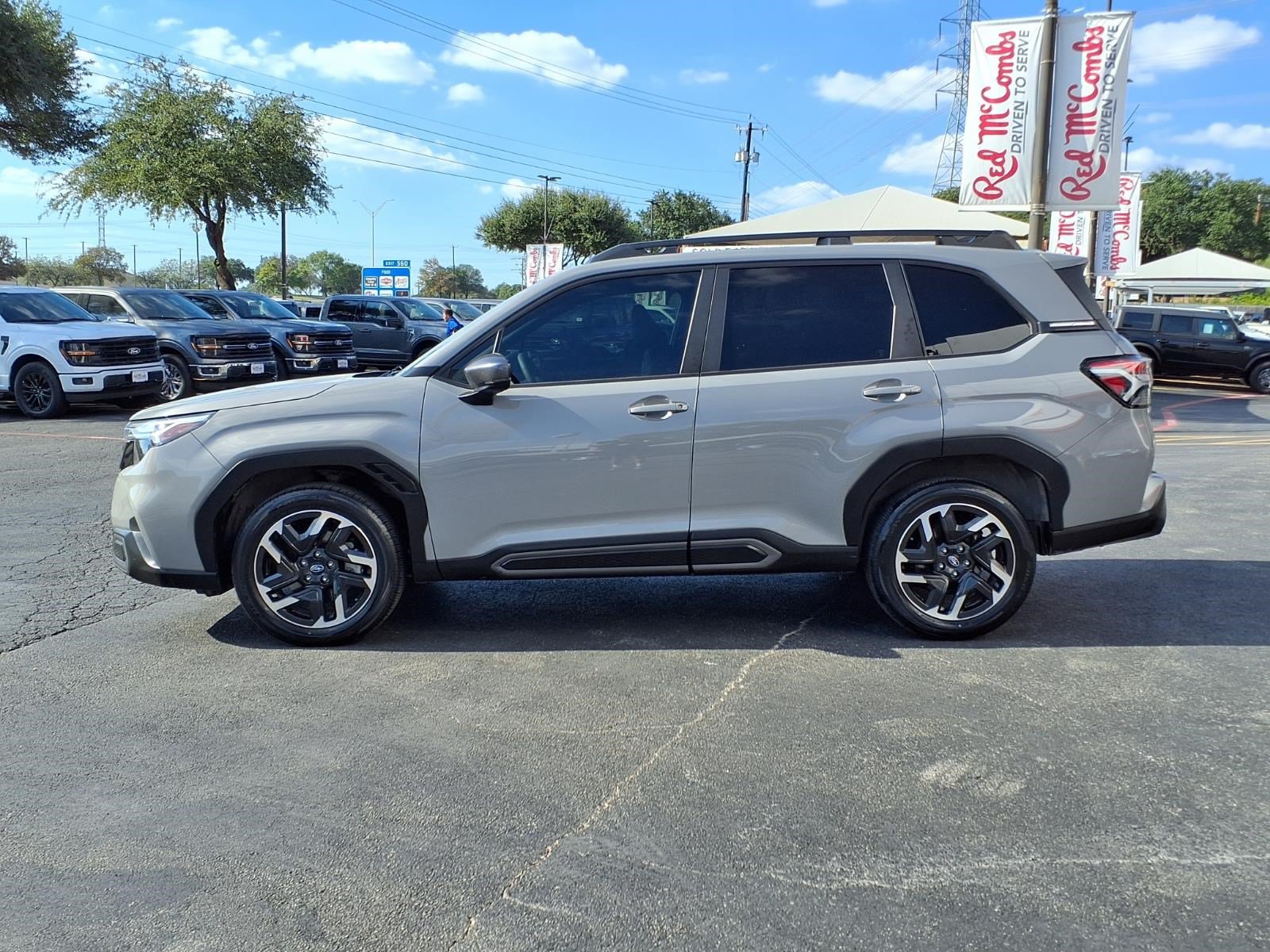 Used 2025 Subaru Forester Limited AWD/4WD image 9