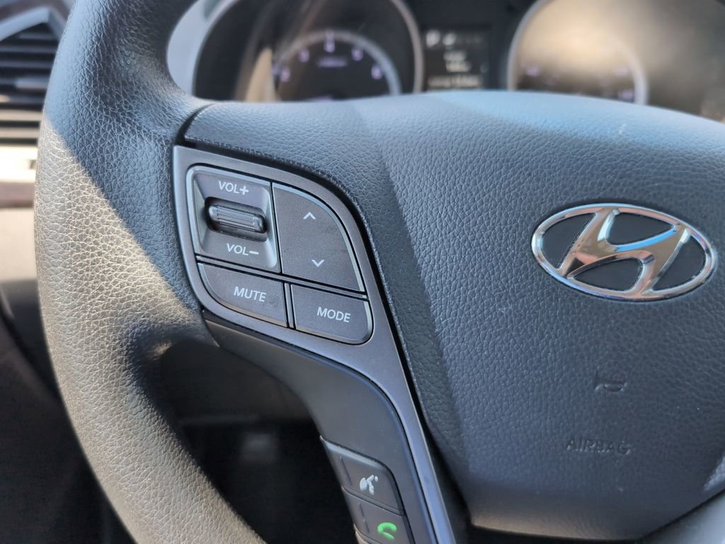 Used 2018 Hyundai Santa Fe Sport FWD image 16
