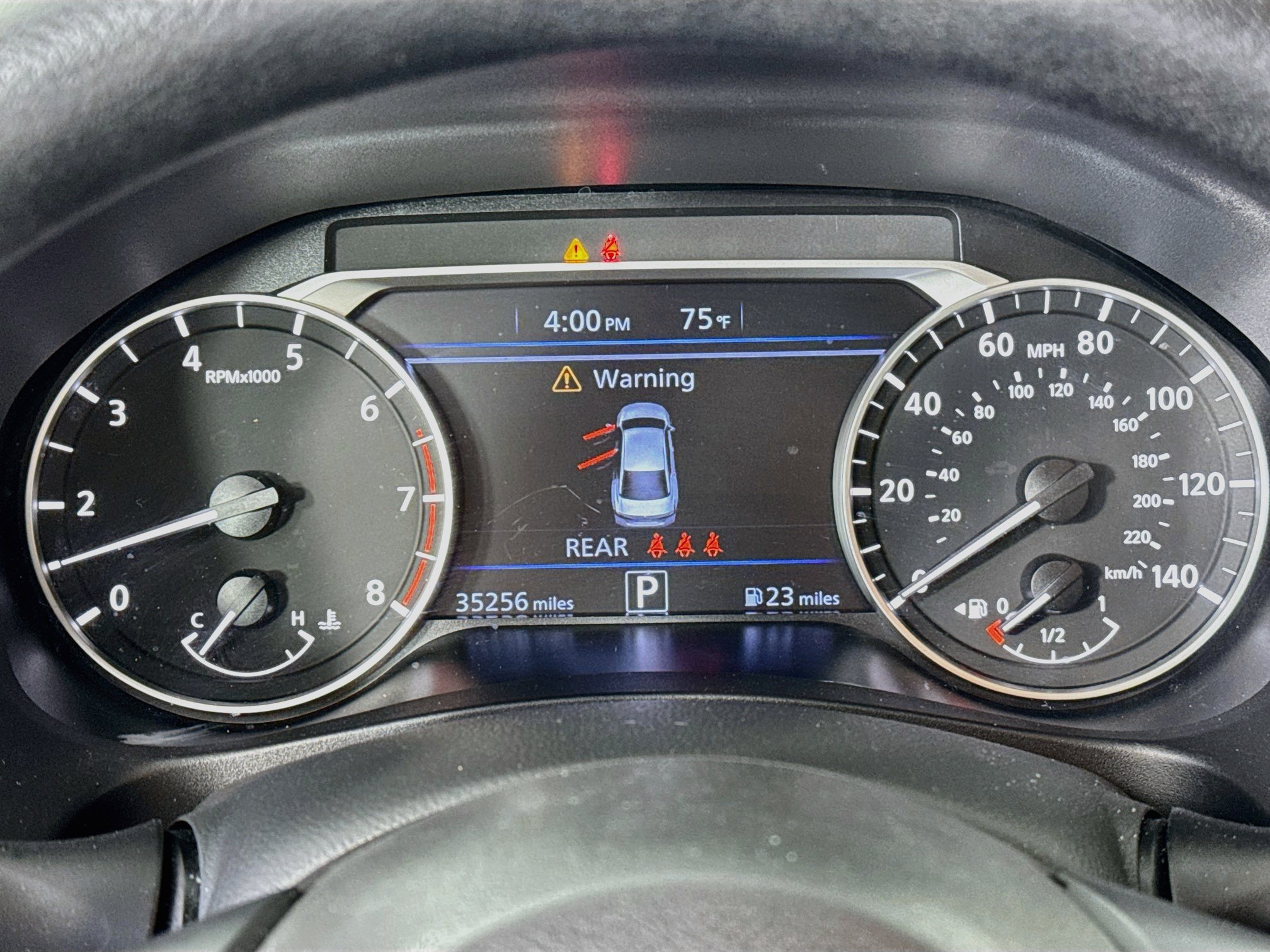 Used 2023 Nissan Altima 2.5 SV AWD/4WD image 12