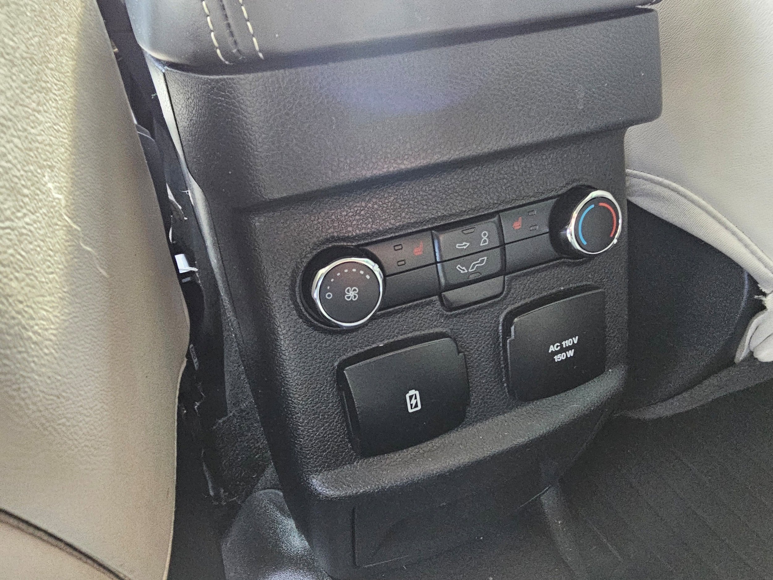 Used 2017 Ford Explorer Platinum AWD/4WD image 19