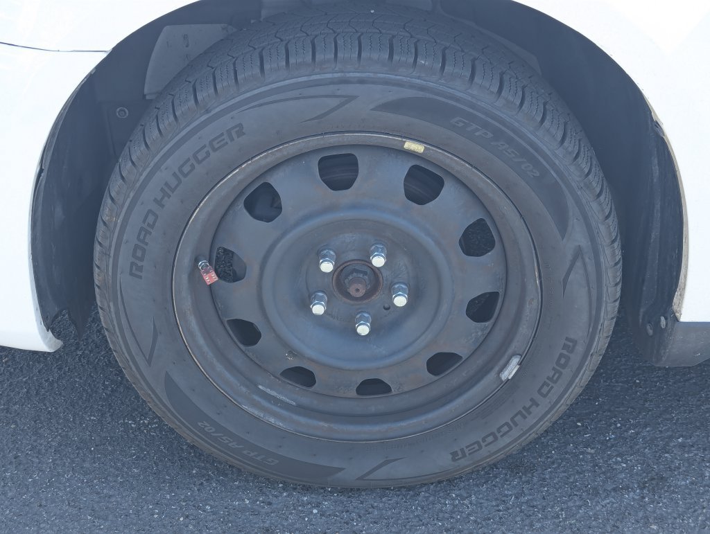 Used 2014 Dodge Avenger SE FWD image 13