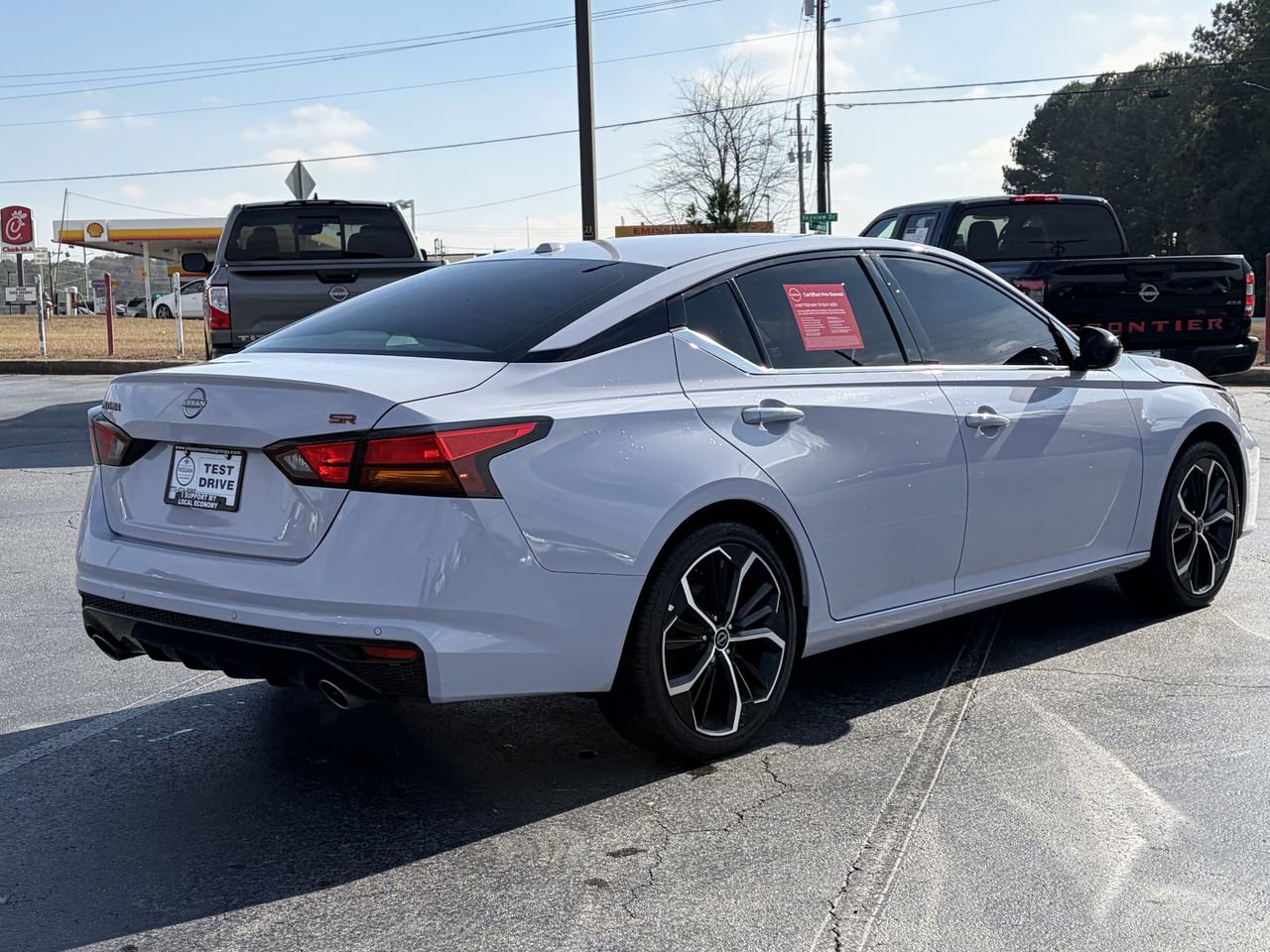 Certified 2024 Nissan Altima 2.5 SR image 5