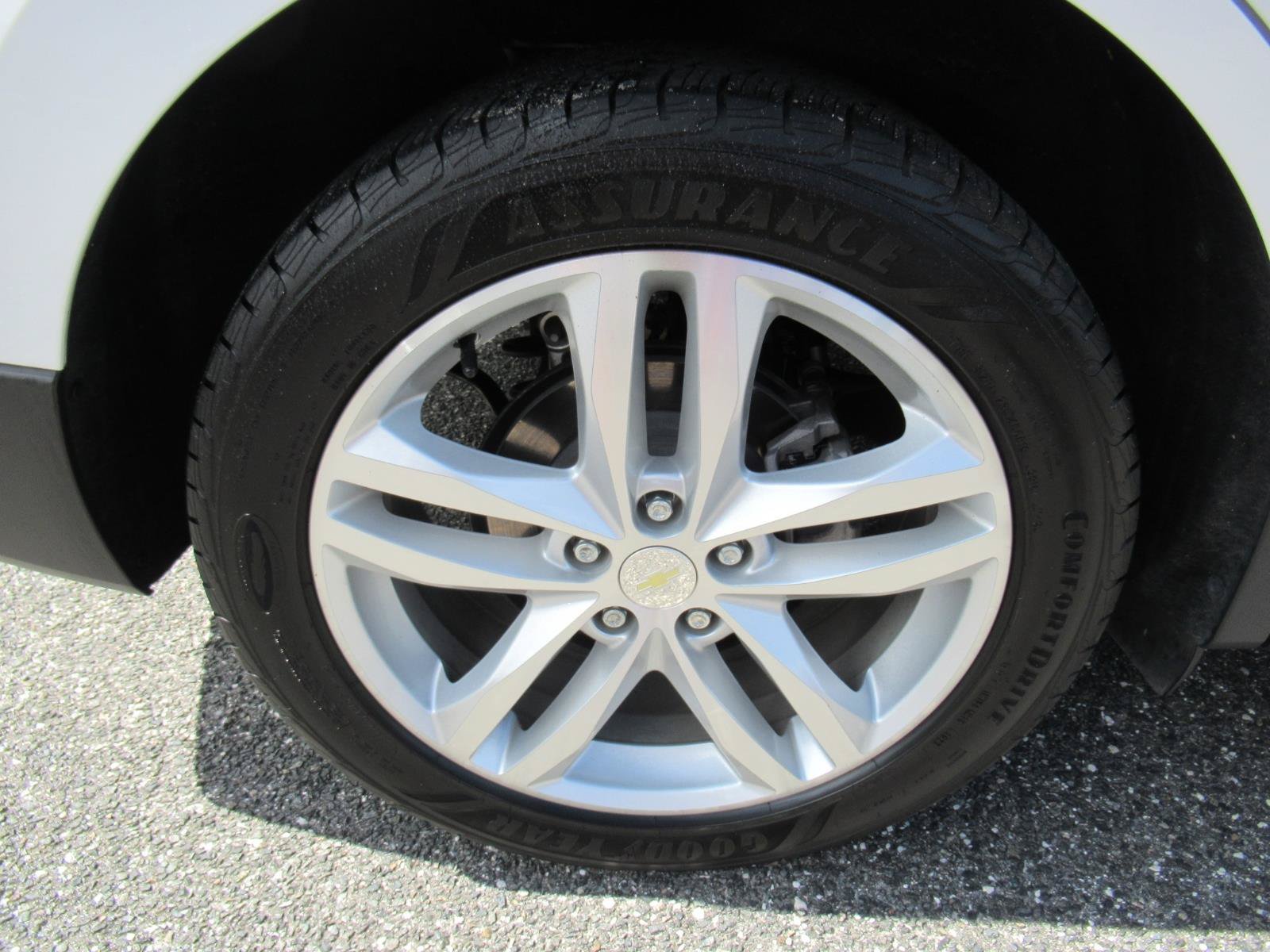 Used 2021 Chevrolet Equinox Premier FWD image 8