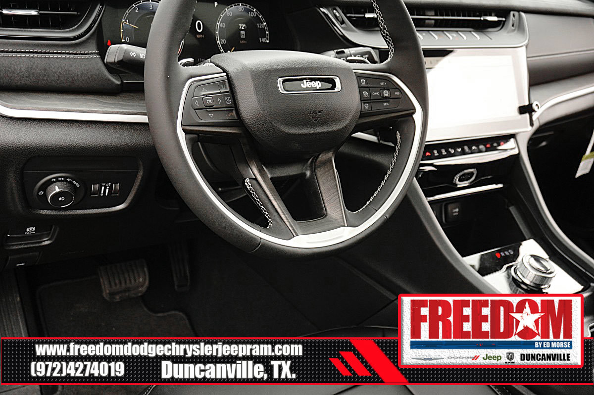 New 2026 Jeep Grand Cherokee Limited w/ Limited Altitude Package RWD image 26