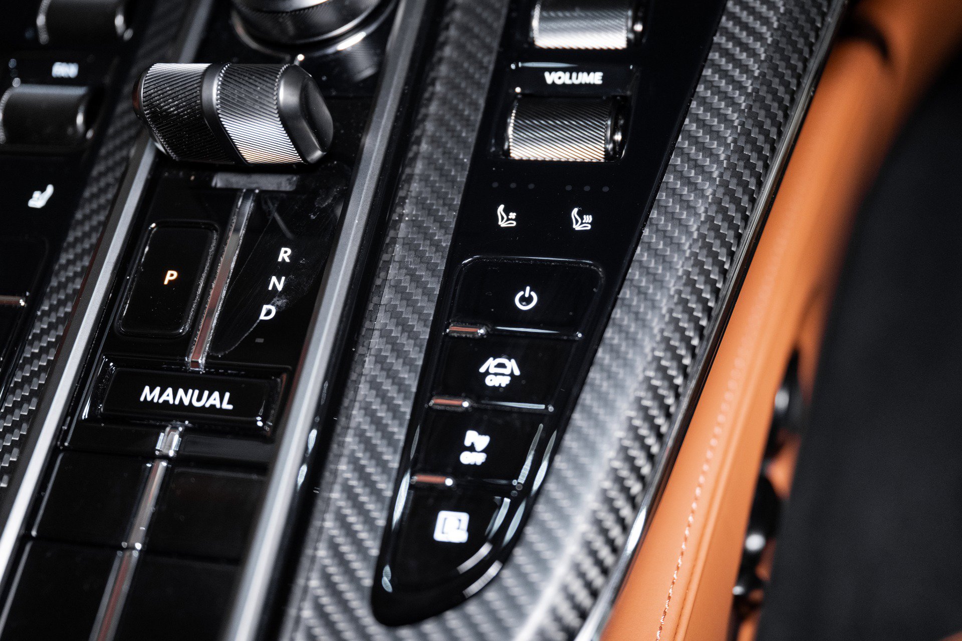 New 2026 Aston Martin V8 Vantage Coupe image 30