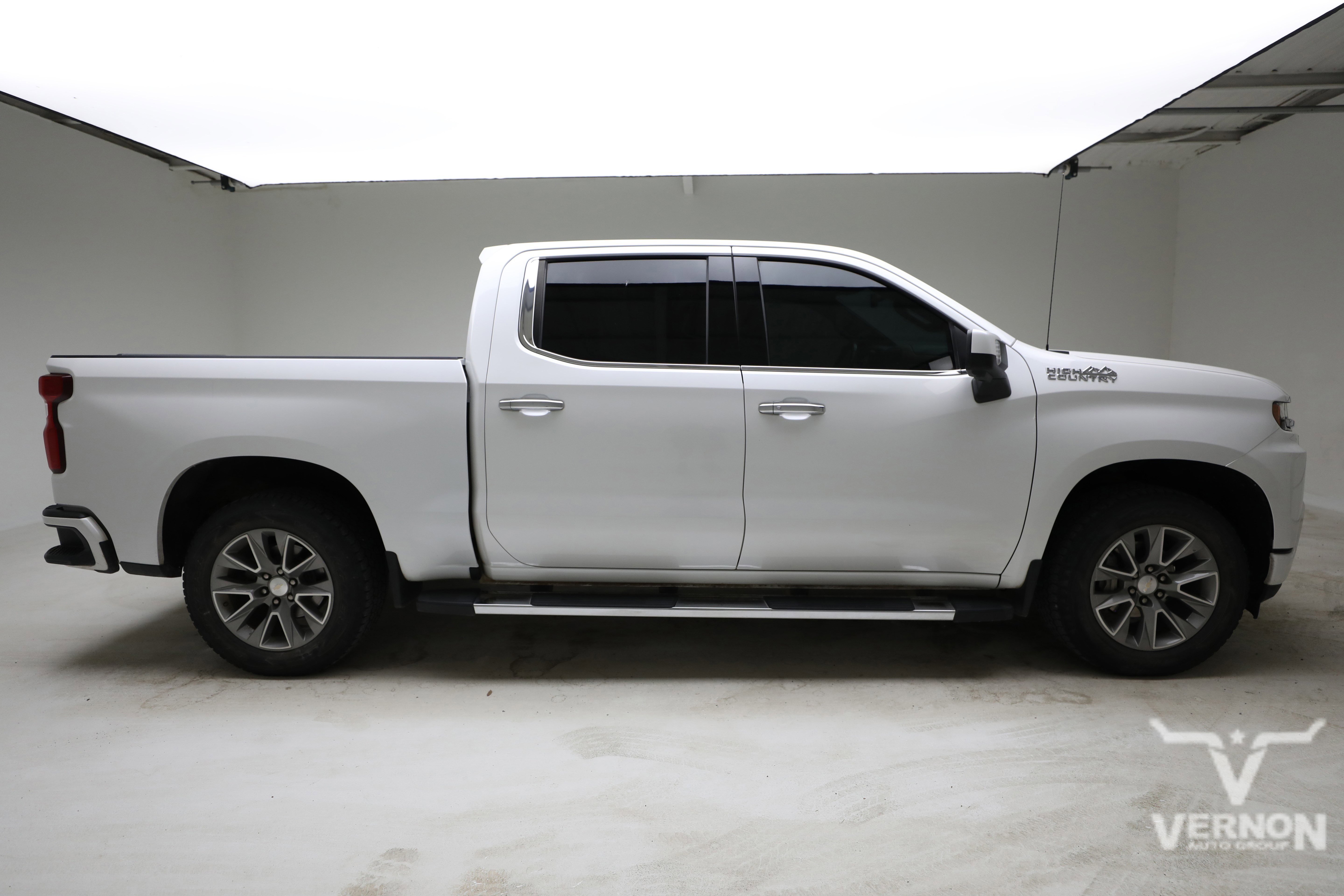 Used 2021 Chevrolet Silverado 1500 High Country w/ Z71 Off-Road Package image 5