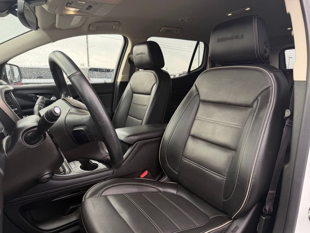 Used 2023 GMC Acadia Denali FWD image 11