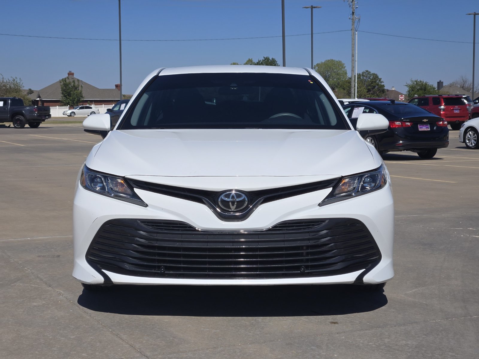 Used 2018 Toyota Camry LE FWD image 6