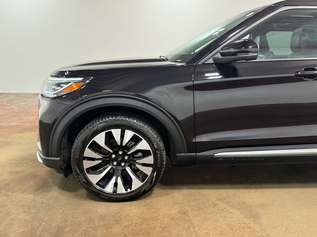 Used 2025 Ford Explorer Platinum w/ LUX Leather Package AWD/4WD image 38