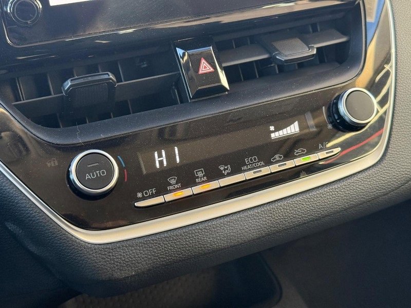Used 2024 Toyota Corolla LE image 26