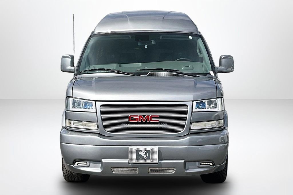 Used 2024 GMC Savana 2500 w/ Driver Convenience Package RWD image 2