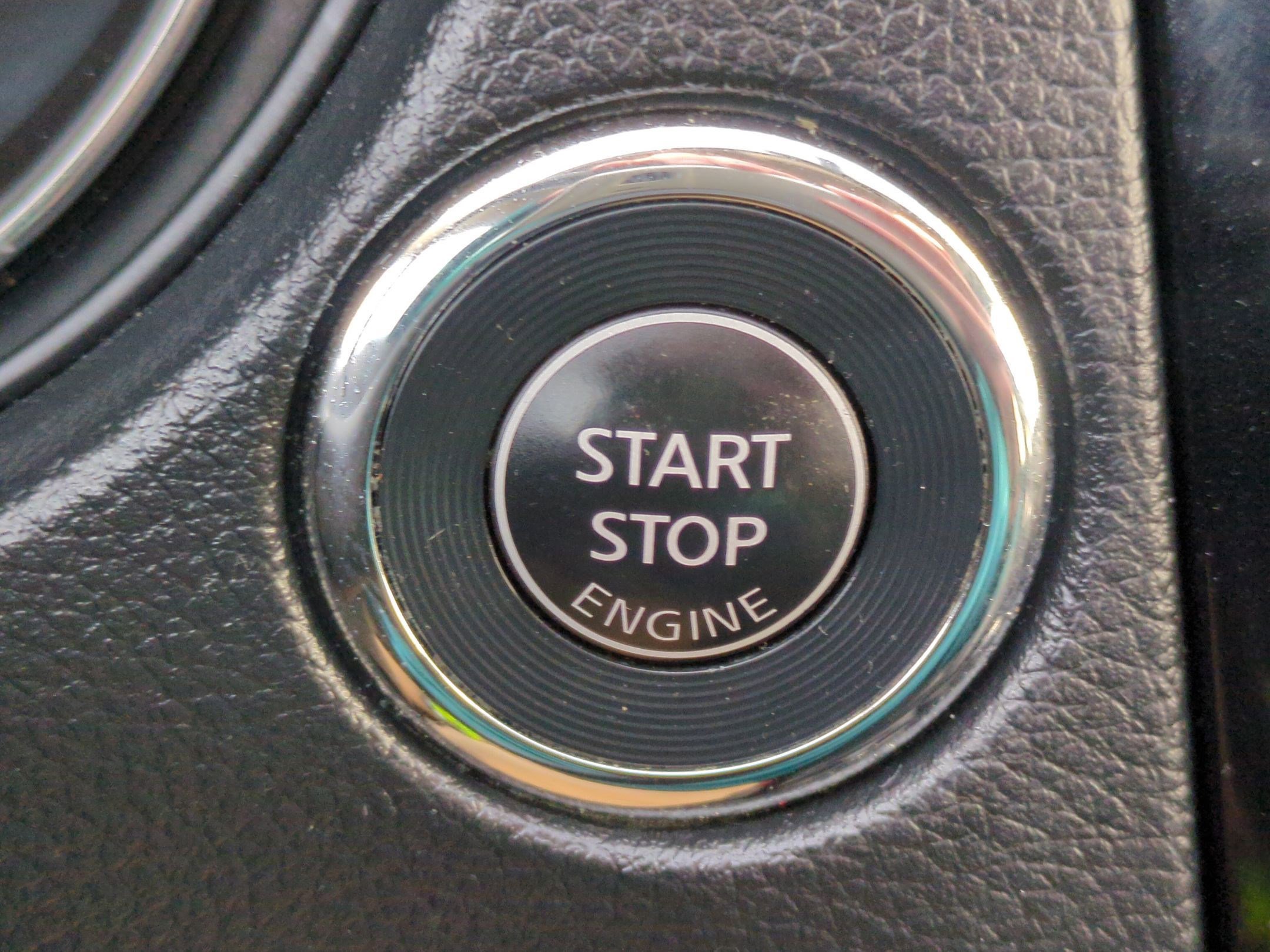 Used 2017 Nissan Rogue SV image 21