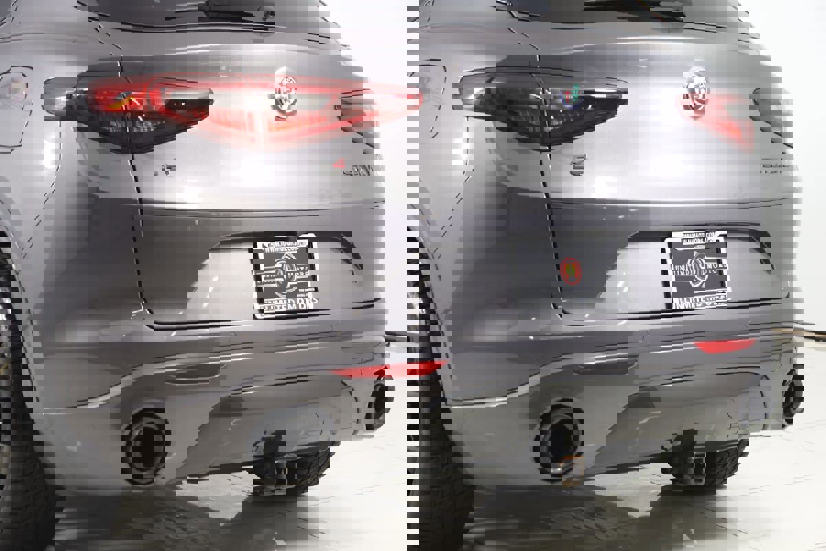 Used 2020 Alfa Romeo Stelvio Ti Sport w/ Quick Order Package 22S Sport image 26